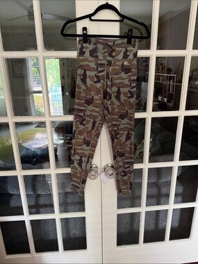 Camo High-Waist Leggings - Multicolor